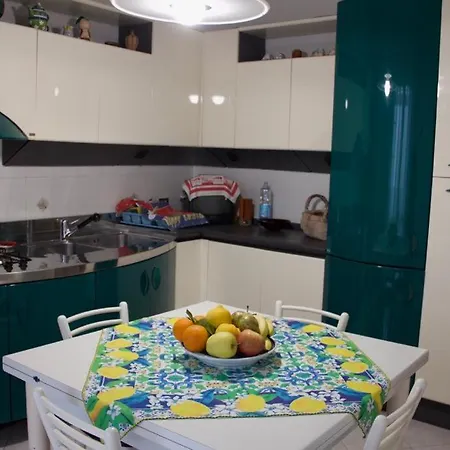 בית נופש Casa Icaro אסראלה